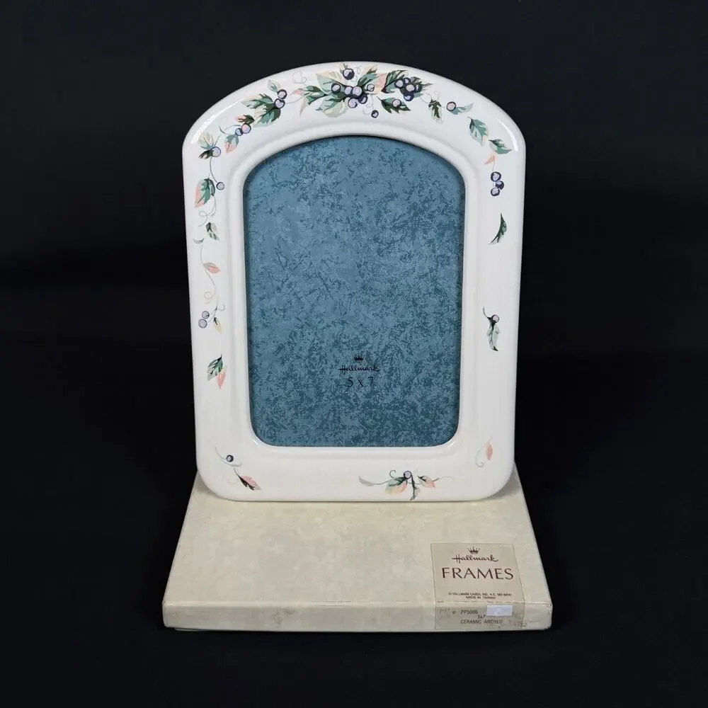 Vintage Hallmark Ceramic Picture Frame for 5